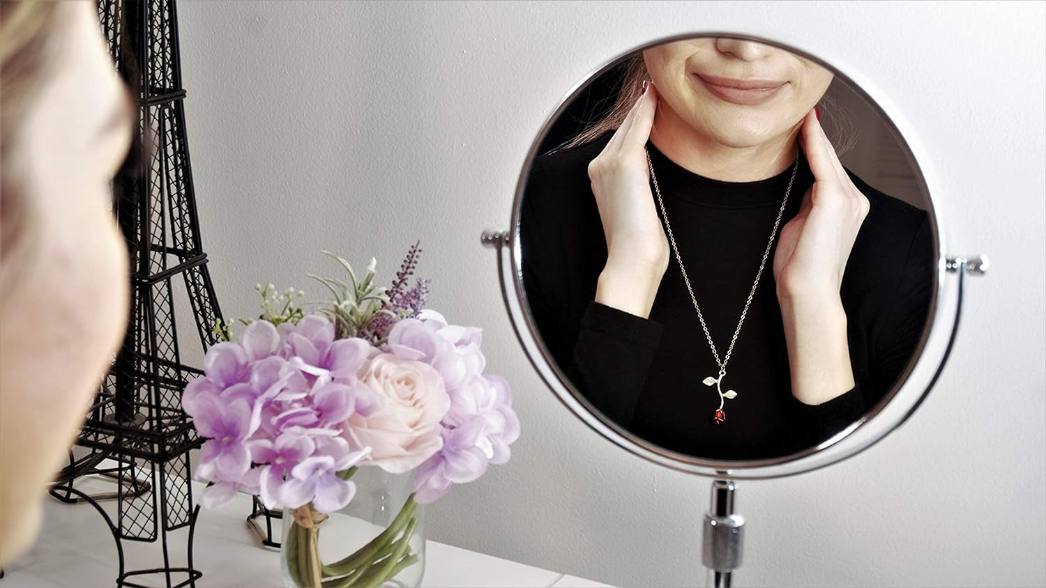 Rose Gold Necklace for Women – Dainty Flower Pendant Necklace, Gold Necklace for Women Jewelry, Minimalist Aesthetic Cute Necklace Gift for Girlfriend Wife Mom